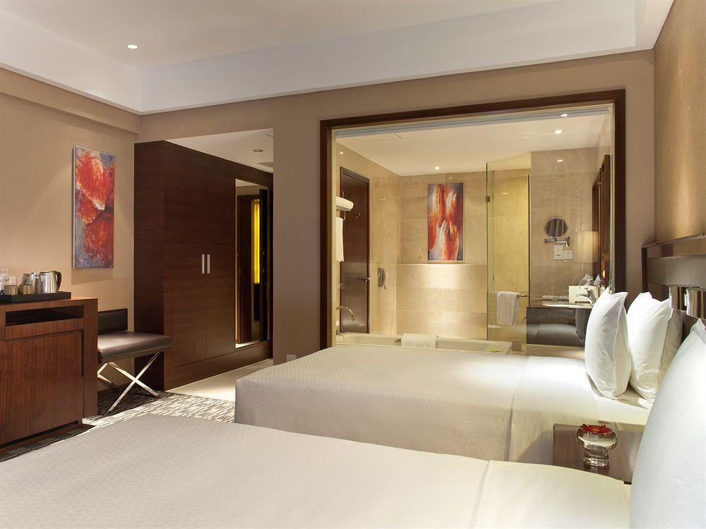 Four Points By Sheraton Taicang Buitenkant foto