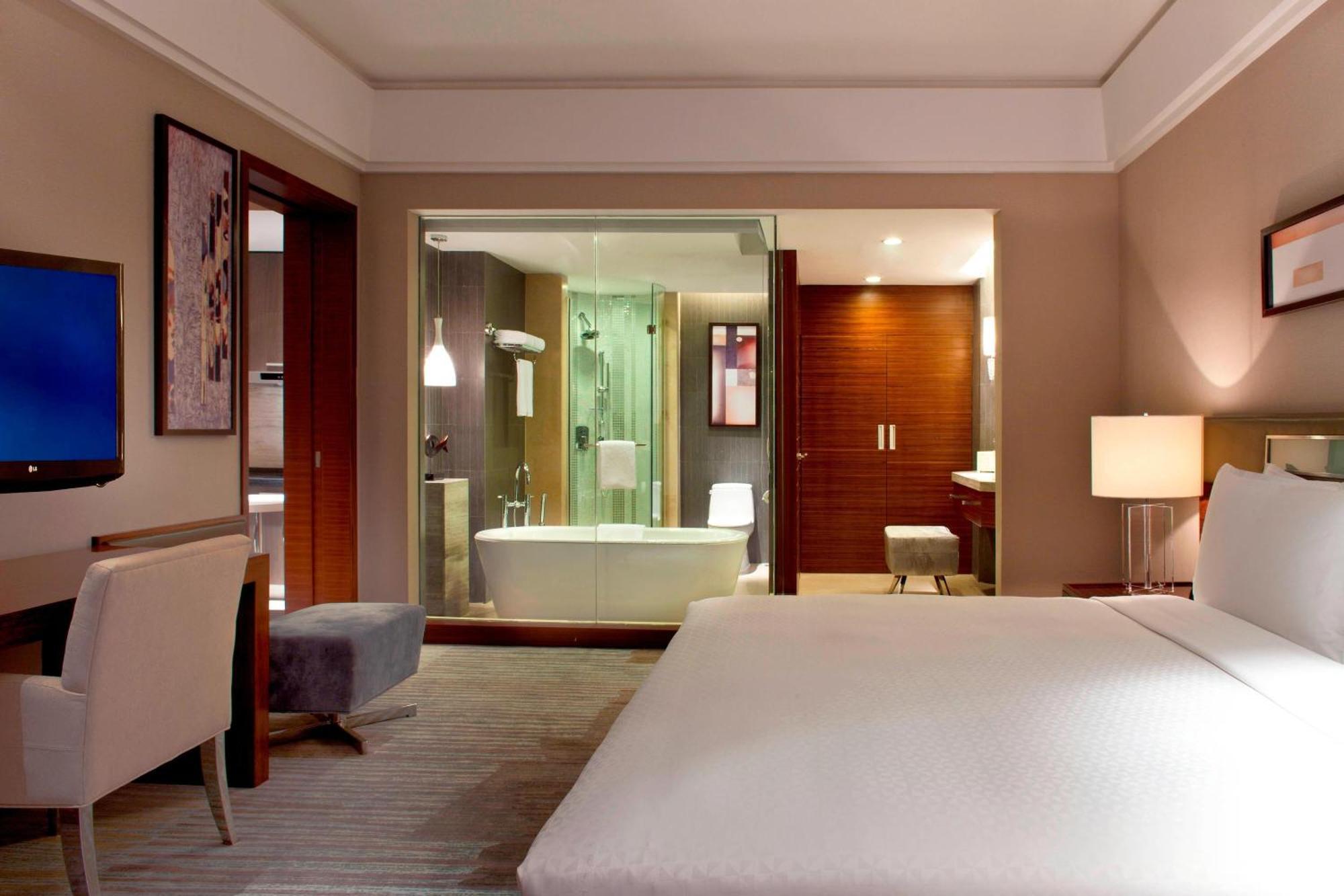 Four Points By Sheraton Taicang Buitenkant foto