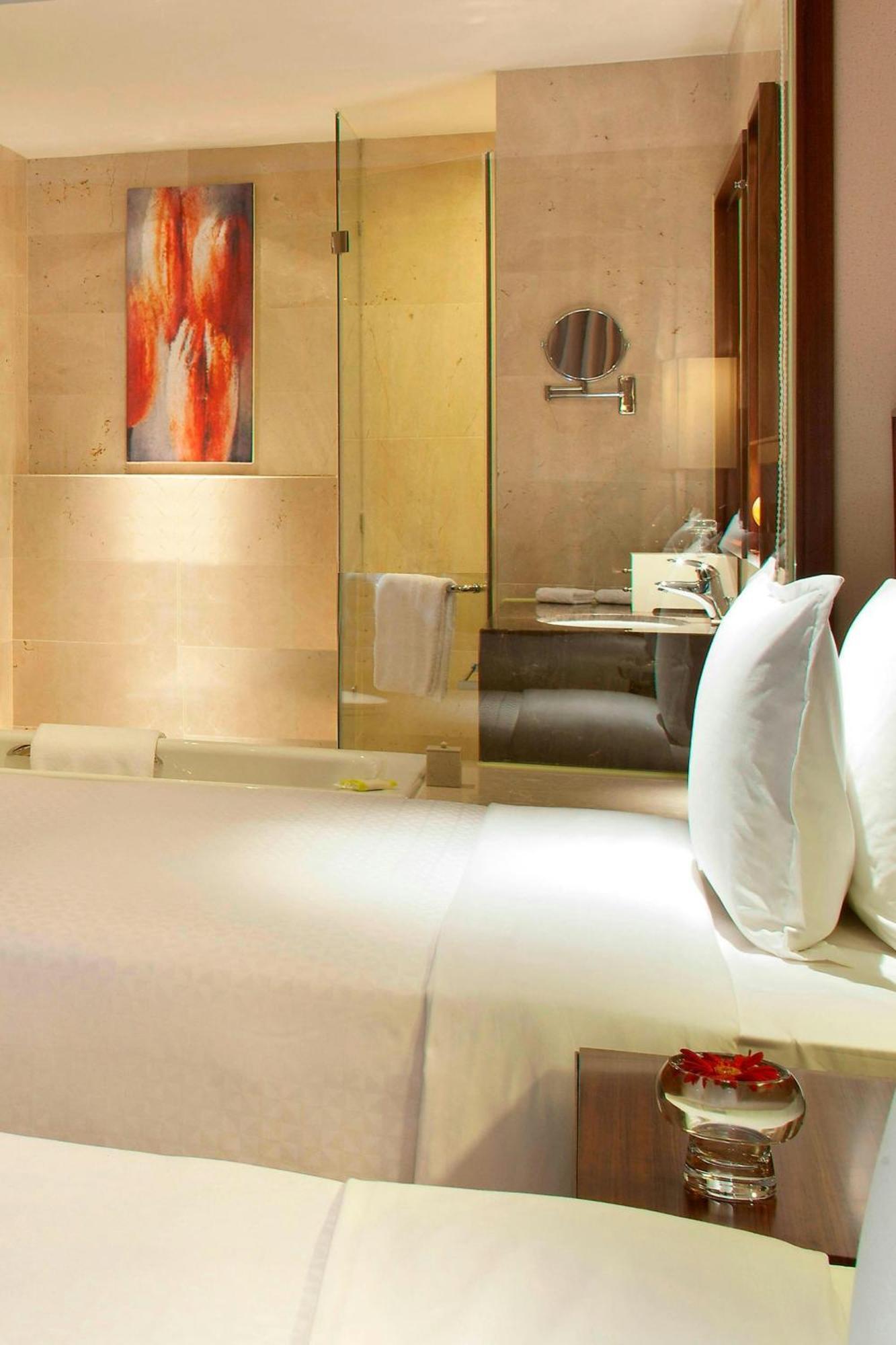 Four Points By Sheraton Taicang Buitenkant foto
