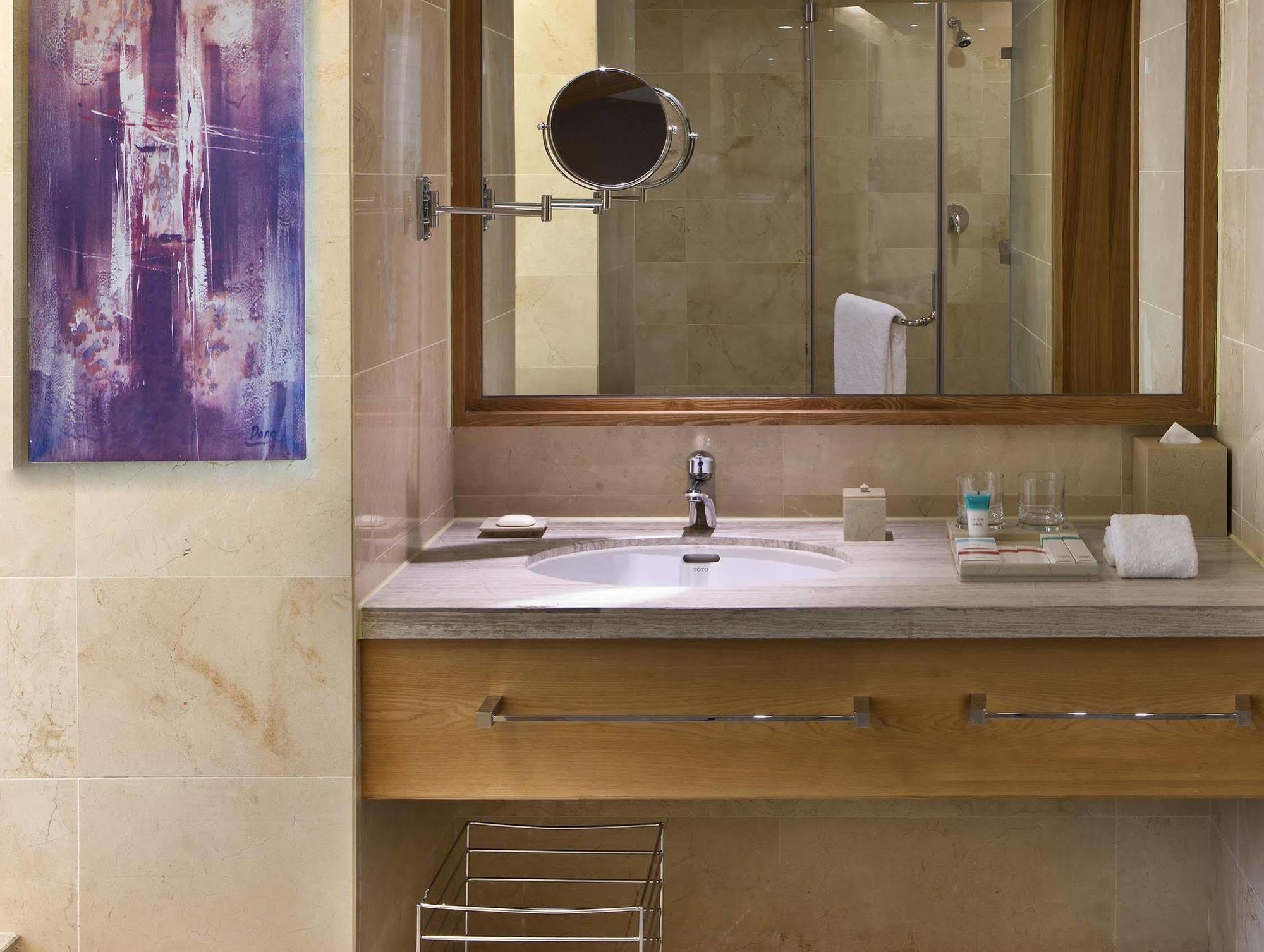 Four Points By Sheraton Taicang Buitenkant foto